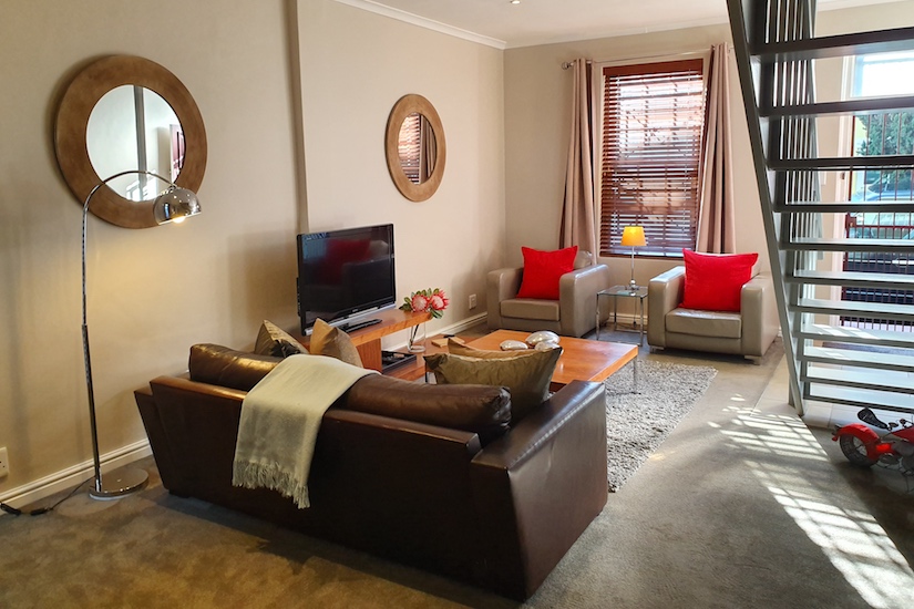 75 Loader Street - living room